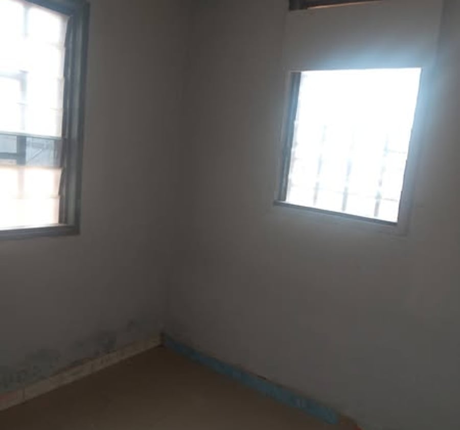 Chambre simple à louer à Jouvence