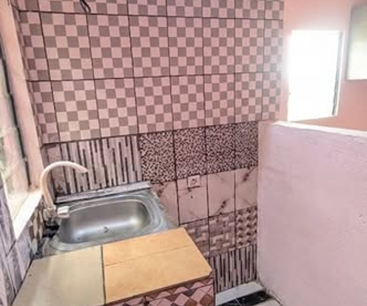 Chambre moderne avec espace cuisine à Makepe Missoké