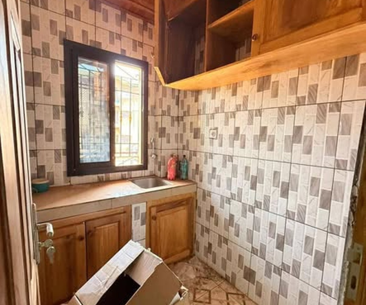 Studio moderne à louer à Ngousso