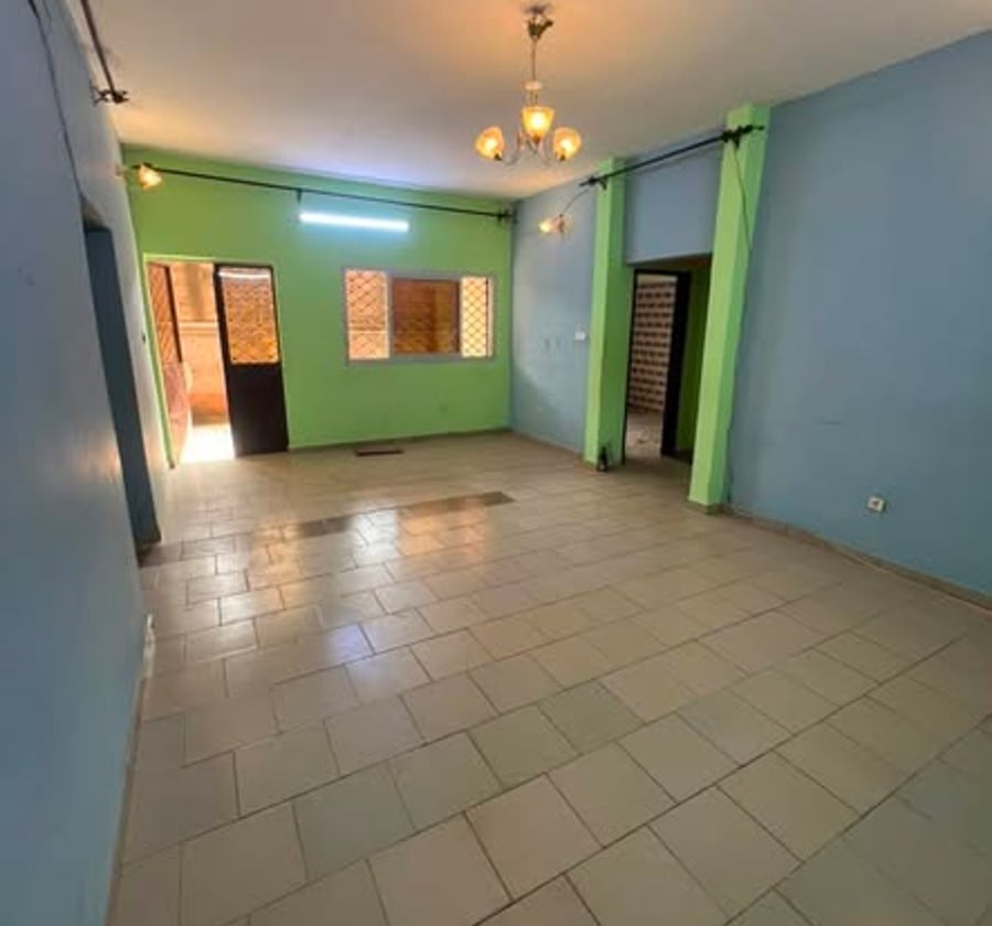 Appartement à louer à Mendong - 3 chambres