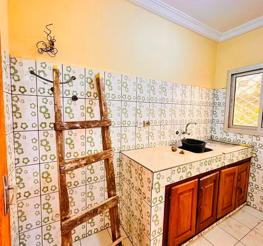 Appartement 2 chambres à louer à Nsimeyong (Terre Rouge)