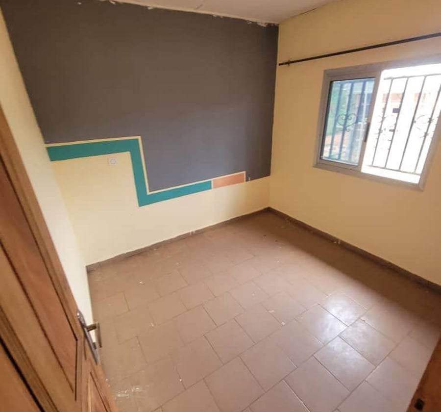 Appartement à louer - Éleveur, Yaoundé