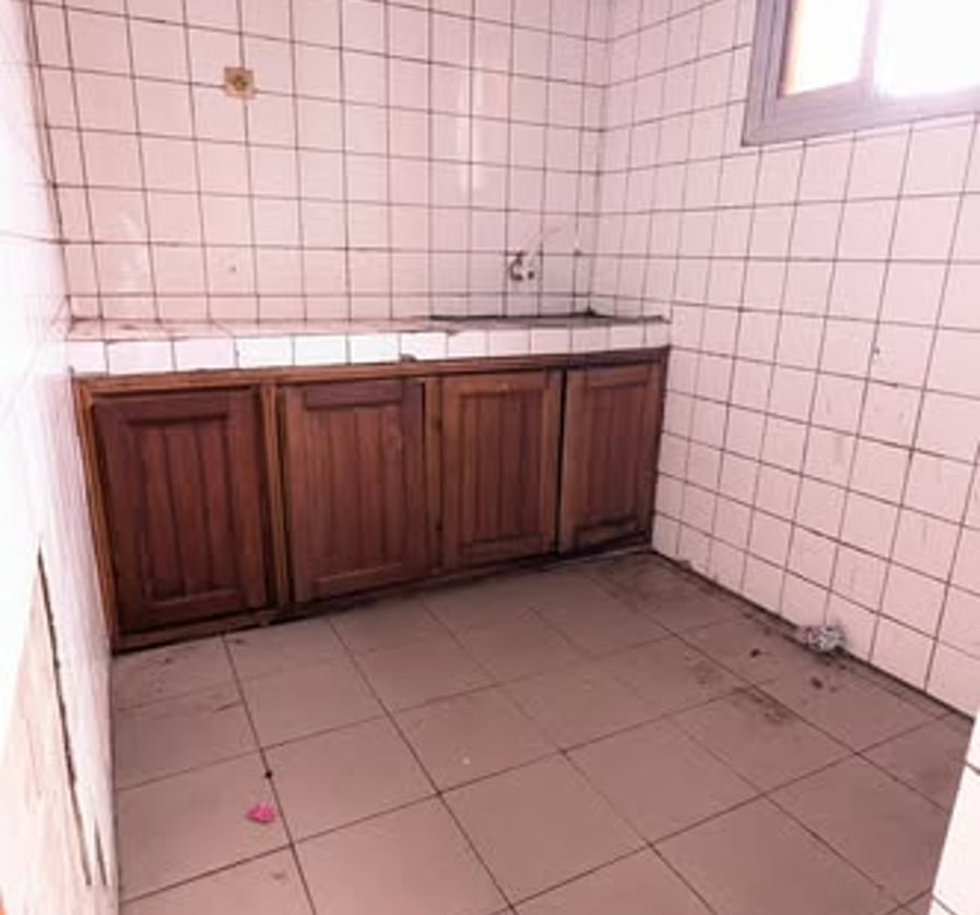 Chambre moderne à Makepe Missoké