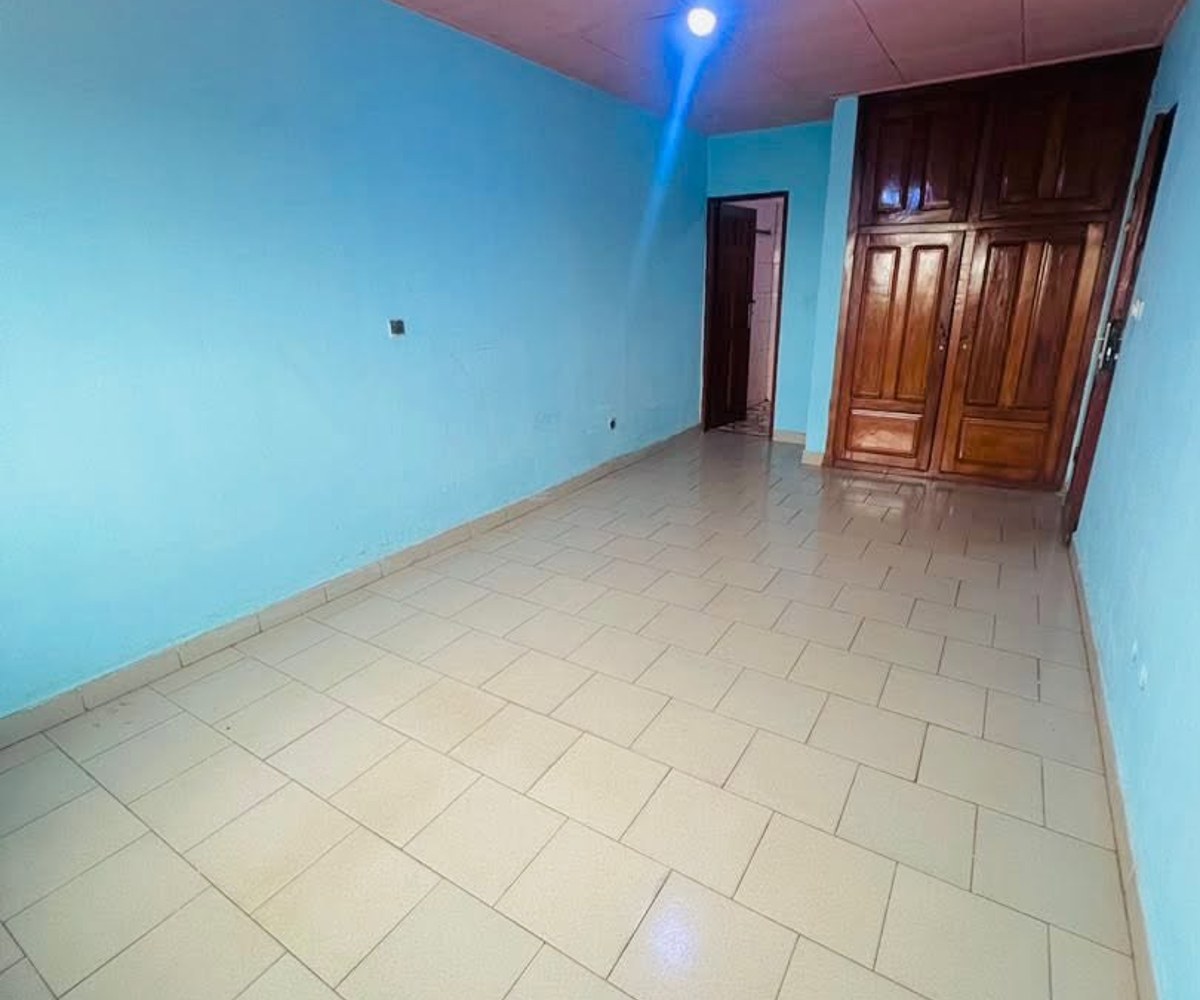 Appartement moderne à louer - Etoug-Ebe, Yaoundé