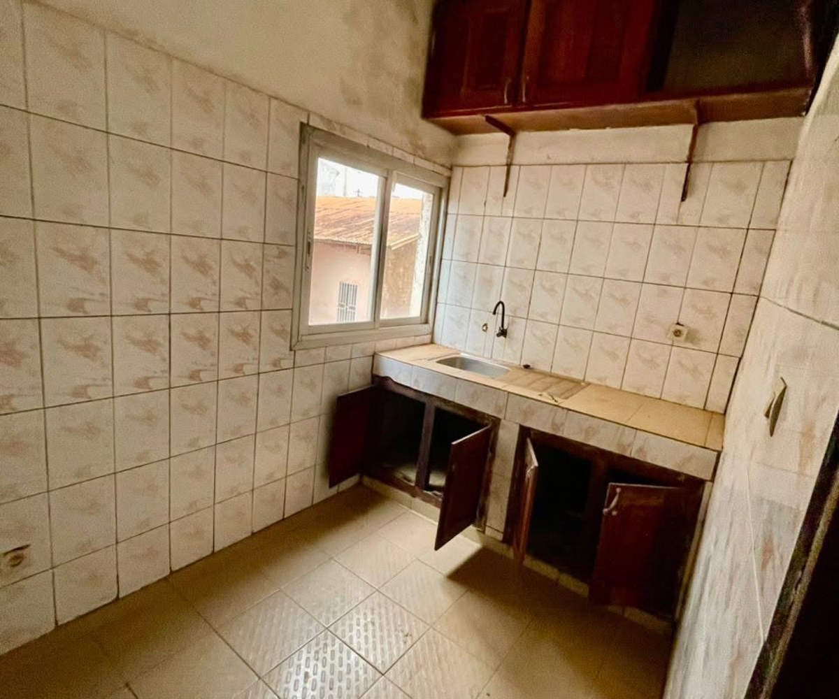 Appartement moderne à louer près de Carrefour Banane
