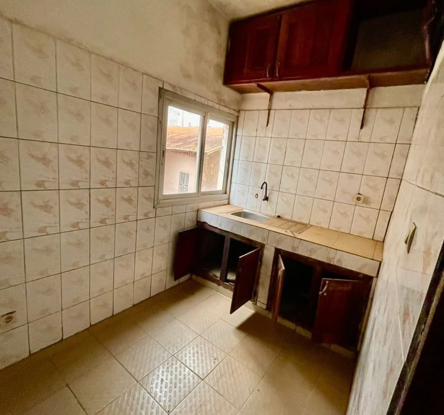 Appartement moderne à louer près de Carrefour Banane