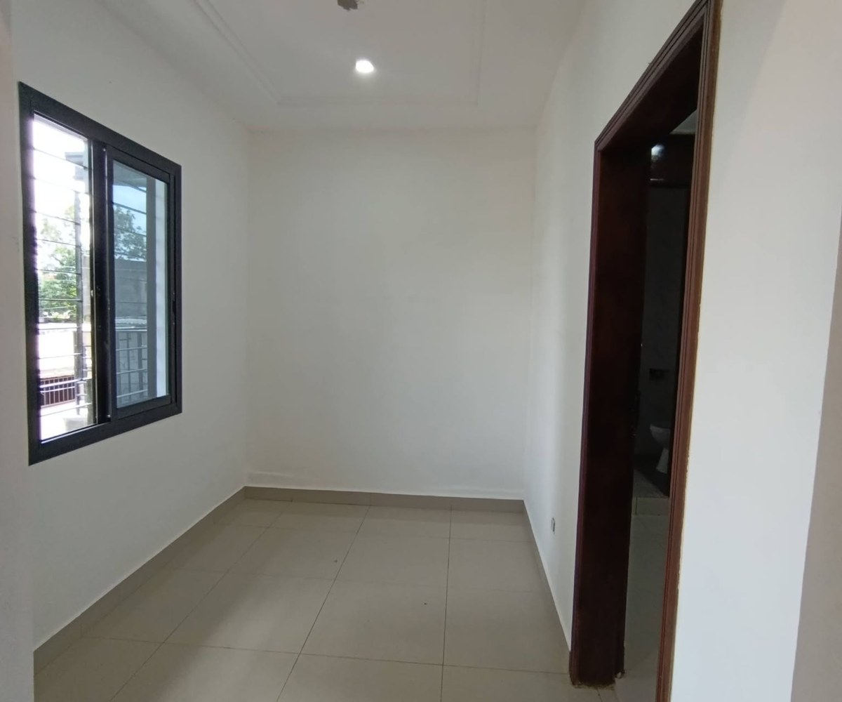 Appartement pour bureau à louer à Bonamoussadi - 3 chambres