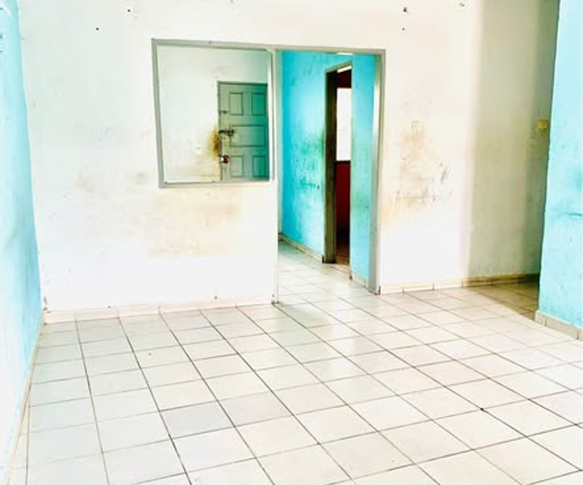 Vaste appartement semi-individuel à louer - Biyem-Assi Acacias