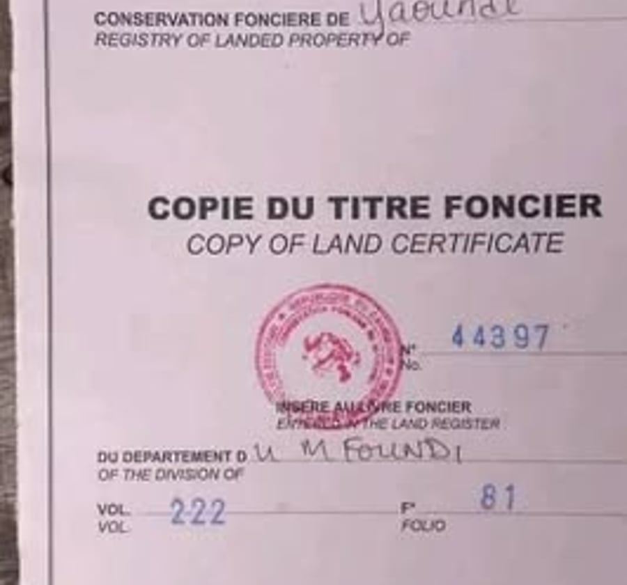 Terrain à vendre à Bastos - 1000 m²