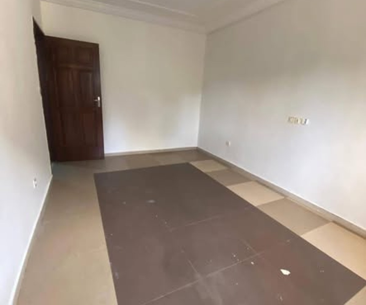 Appartement 3 chambres à louer – Bonanjo, Douala