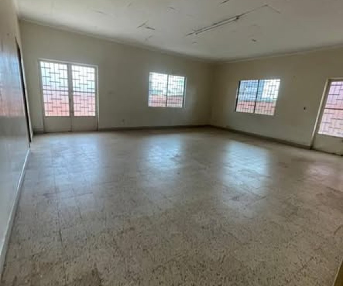 Villa de 4 chambres à louer à Melen