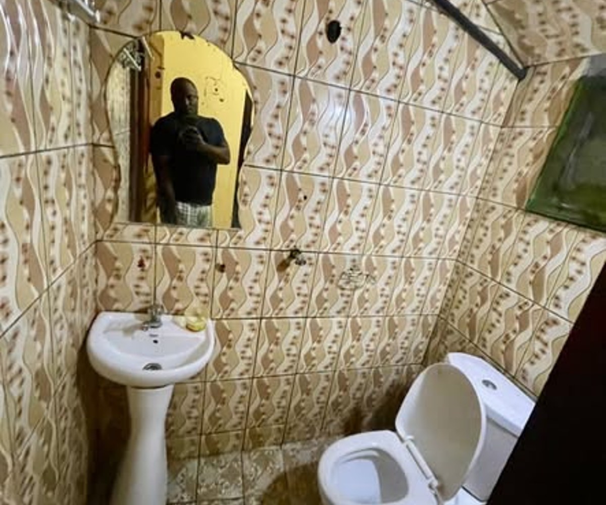 Studio moderne à louer à Biyem-Assi