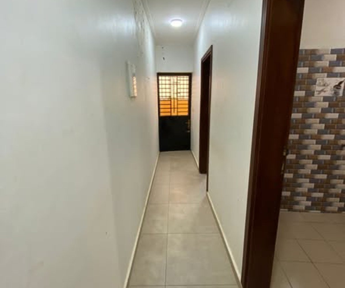 Appartement VIP moderne à louer – Titi Garage