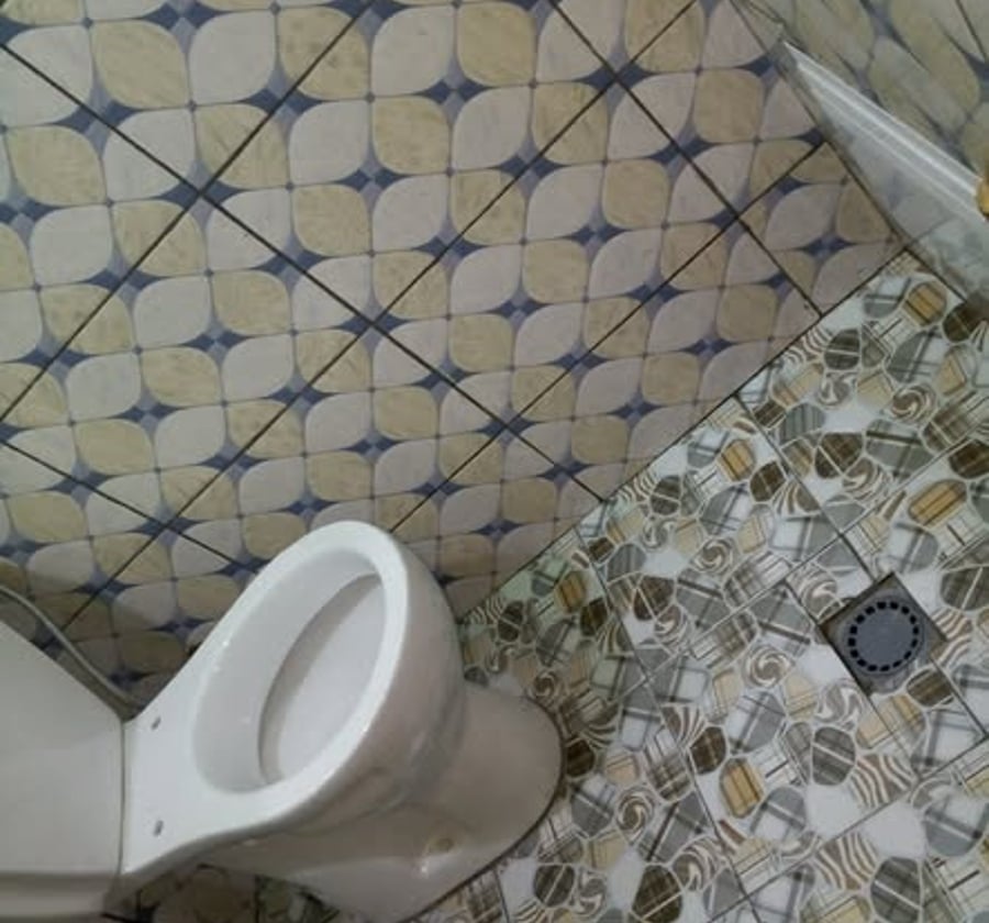 Chambre moderne à Village, Douala