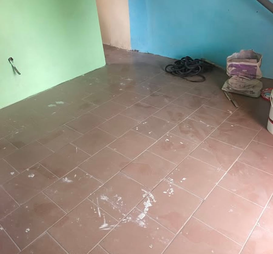 Chambre moderne à Logbaba