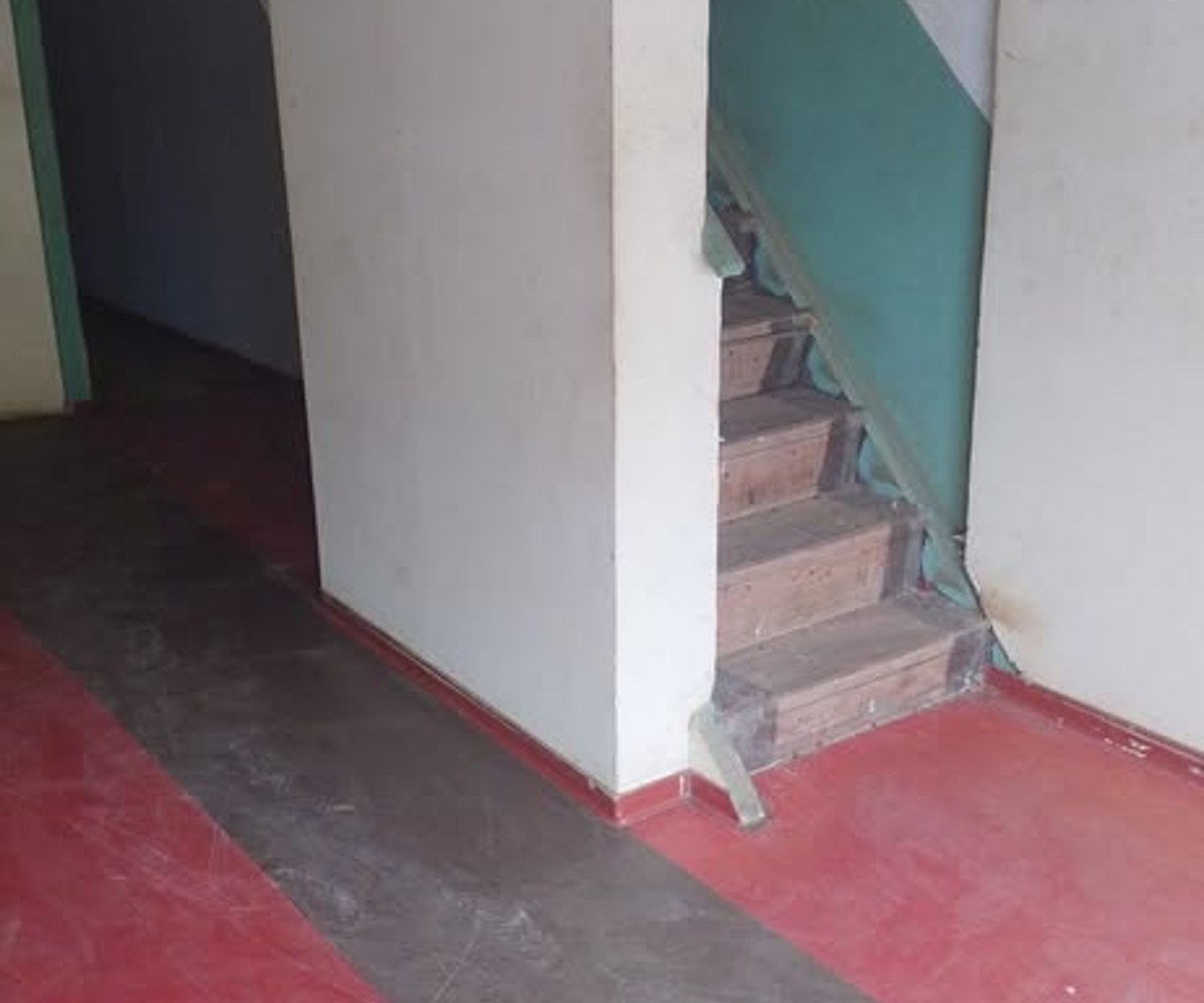 Emplacement commercial à louer à Yaoundé Tsinga
