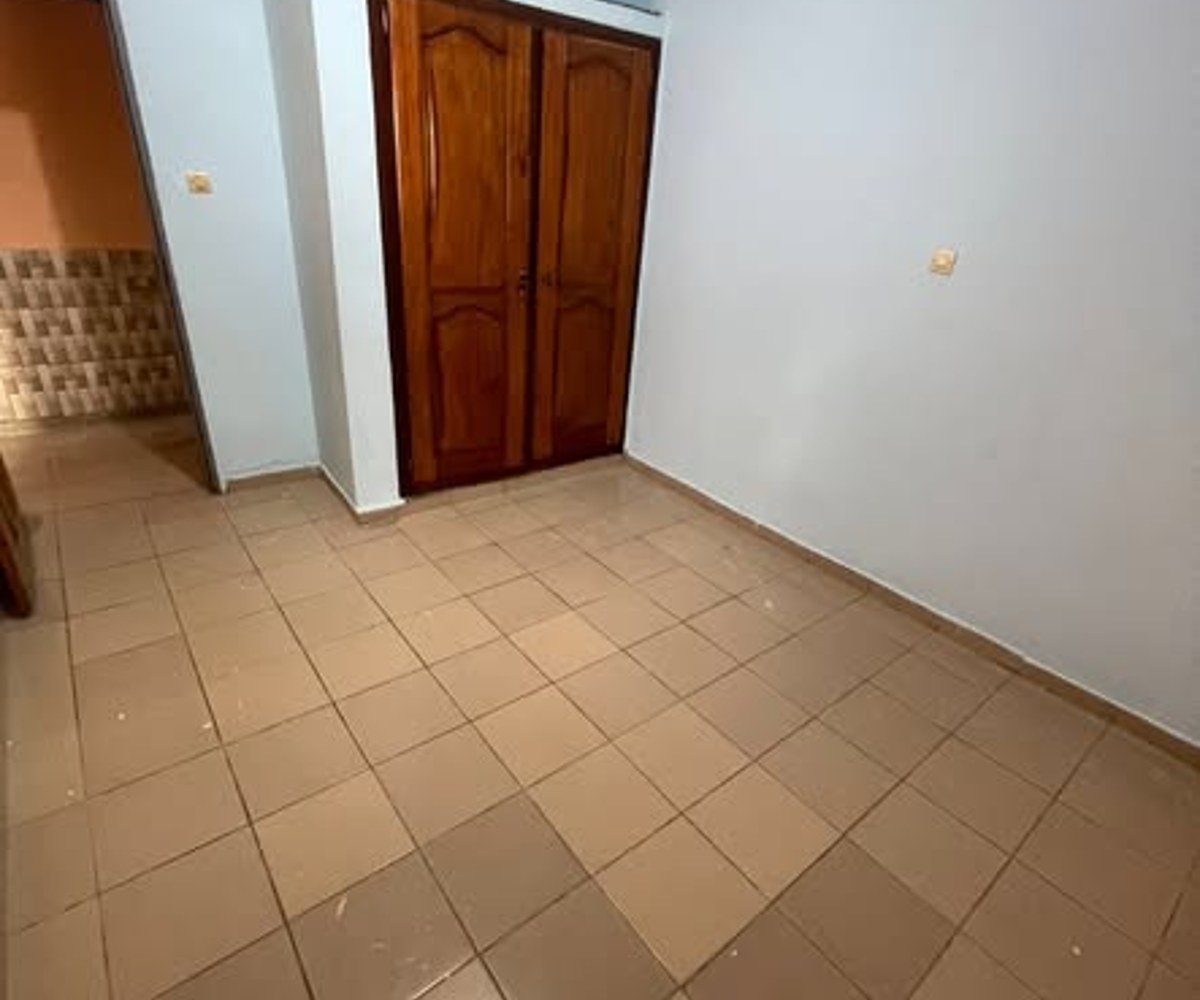 Maison basse à louer - PK 12, Douala