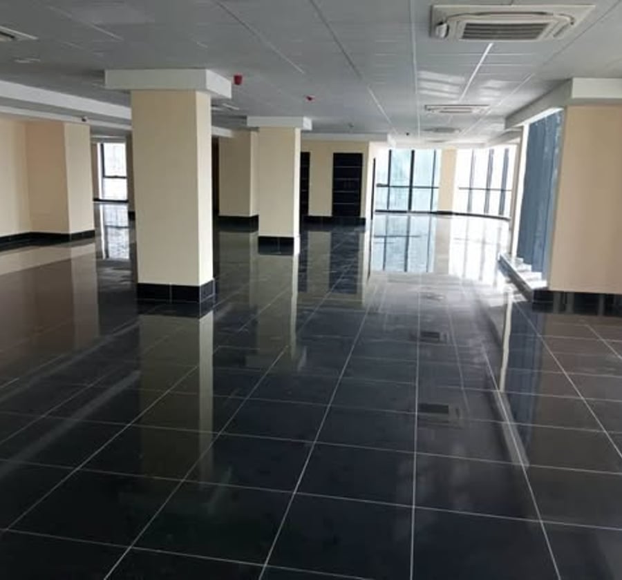 Open-space à louer à Bonanjo, Douala