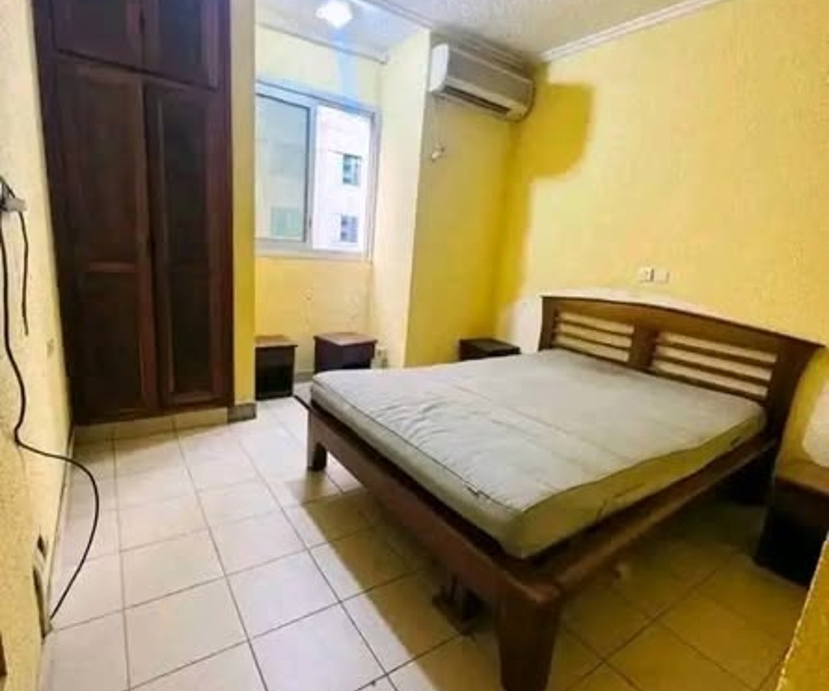 Chambre moderne à louer à Akwa (Lycée)