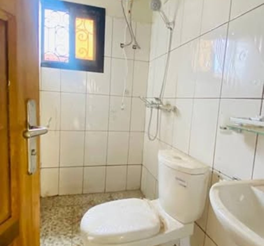 Studio moderne à louer à Biyem-Assi - Yaoundé