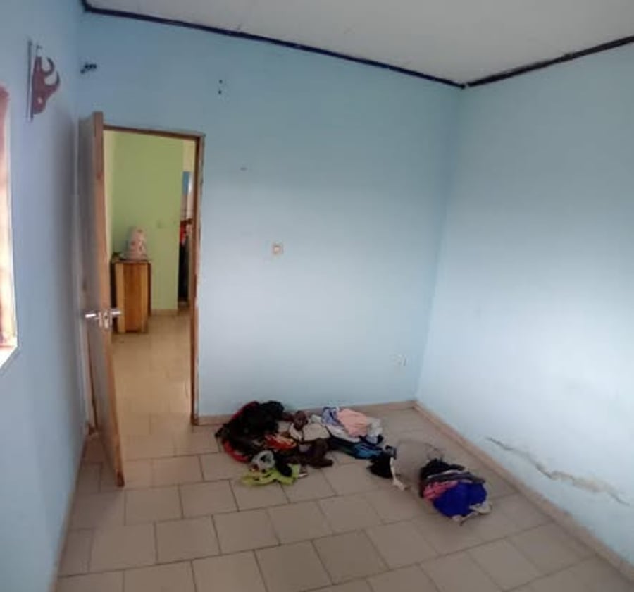 Vaste studio moderne à Ngousso