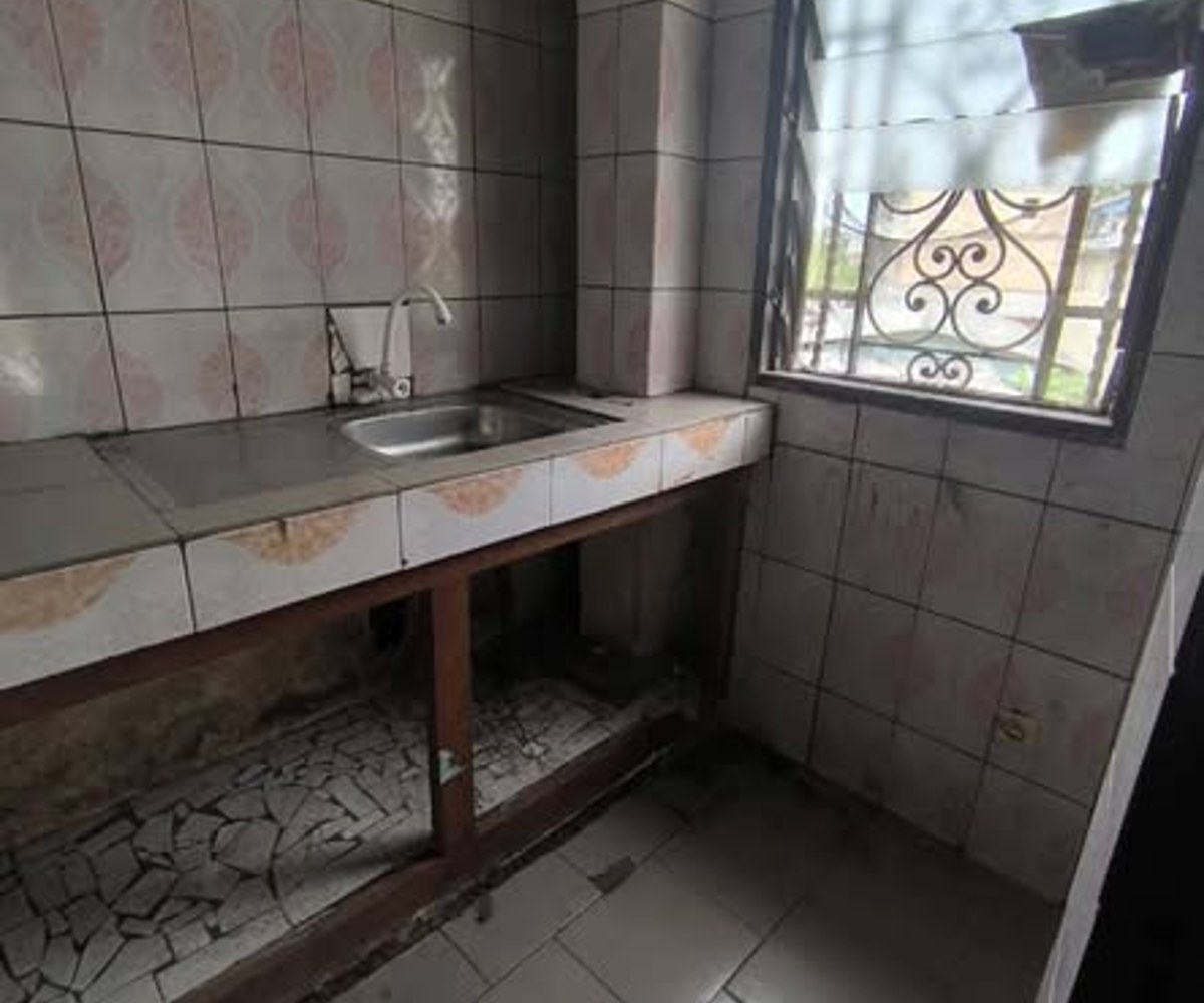 Studio moderne à louer - Ndogbong Bifaga