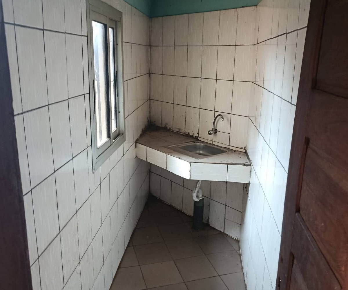 Chambre moderne à Olembe