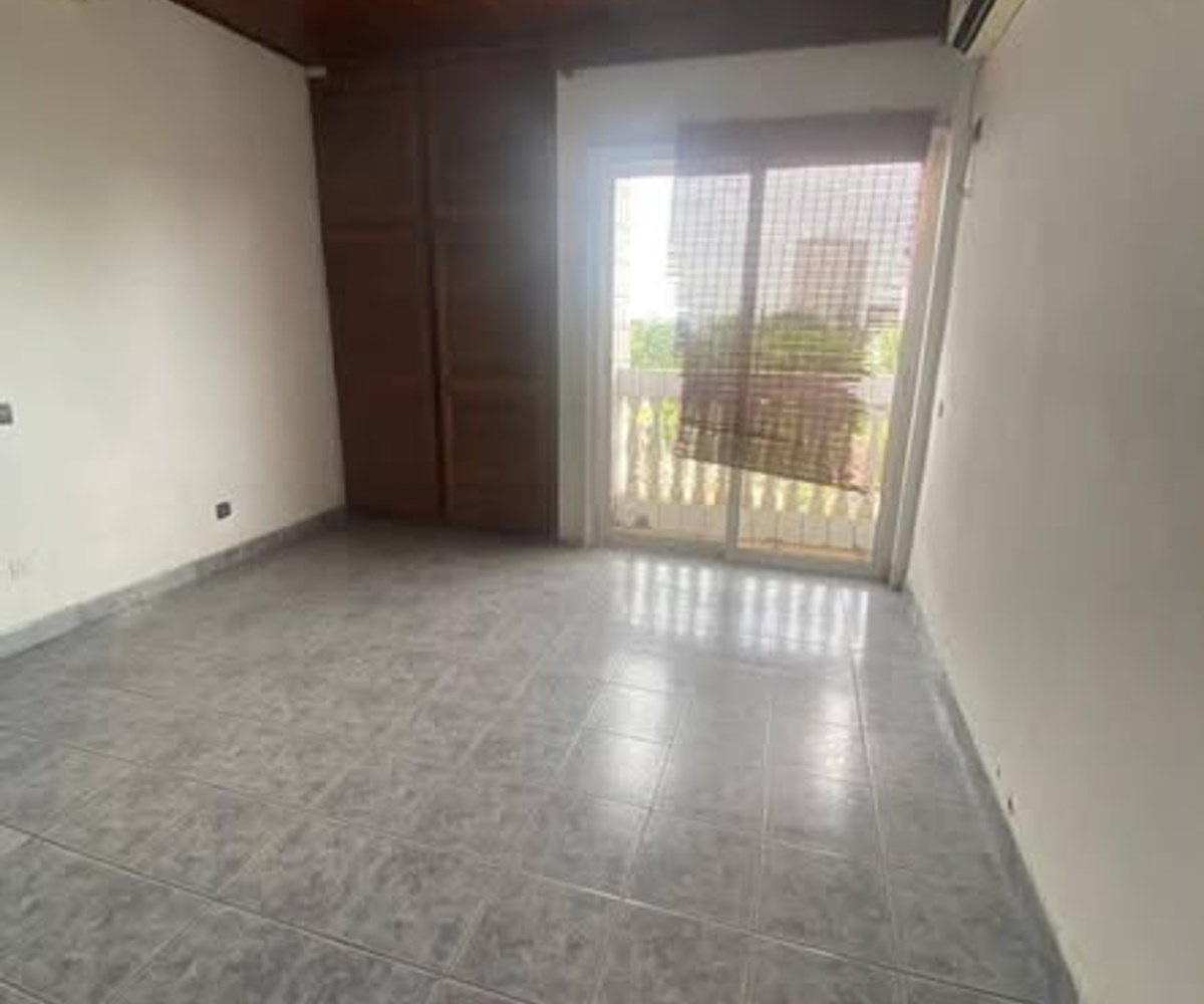 Appartement 3 chambres à louer - Bonapriso, Douala