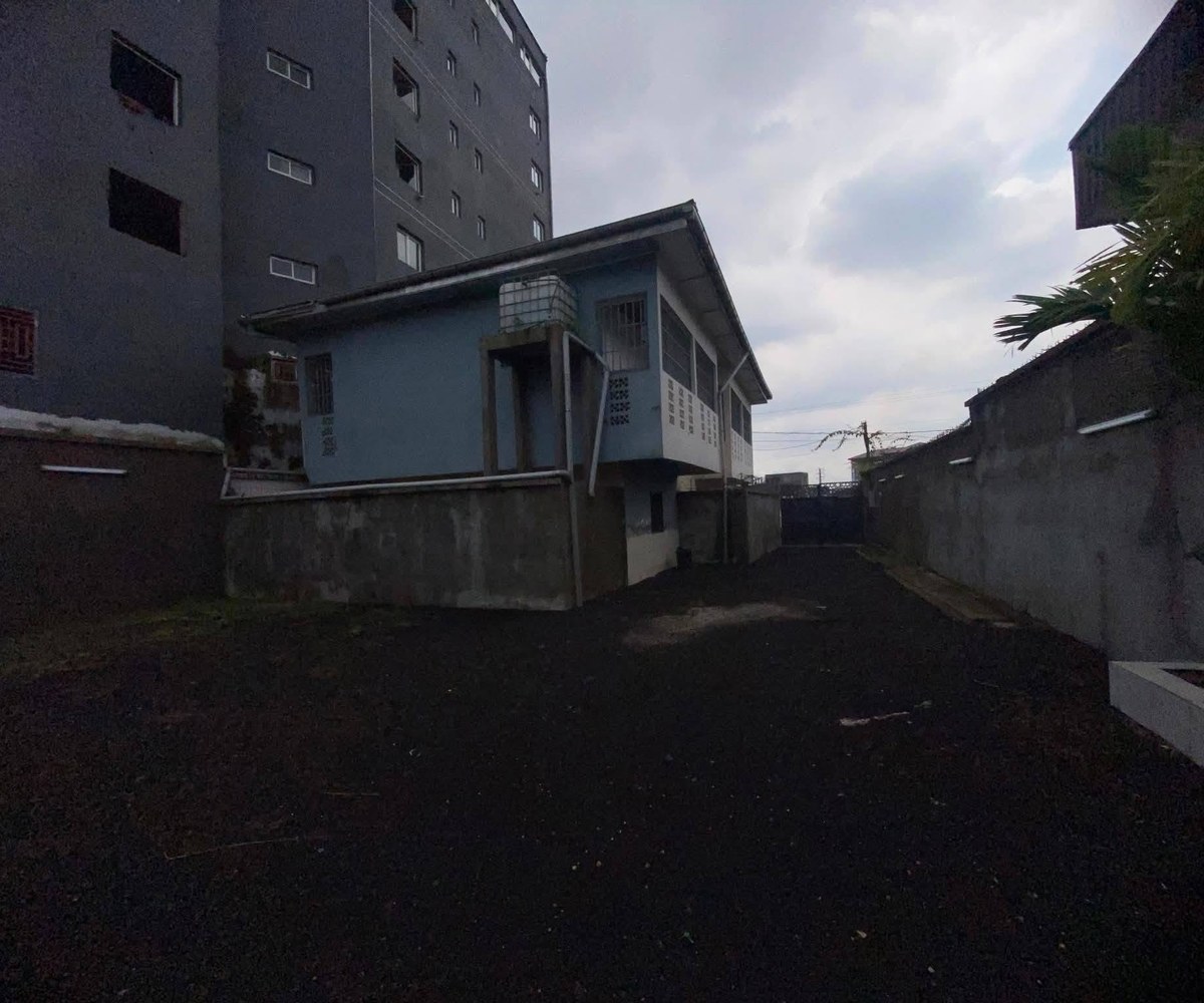 Duplex 5 chambres à louer Bonapriso