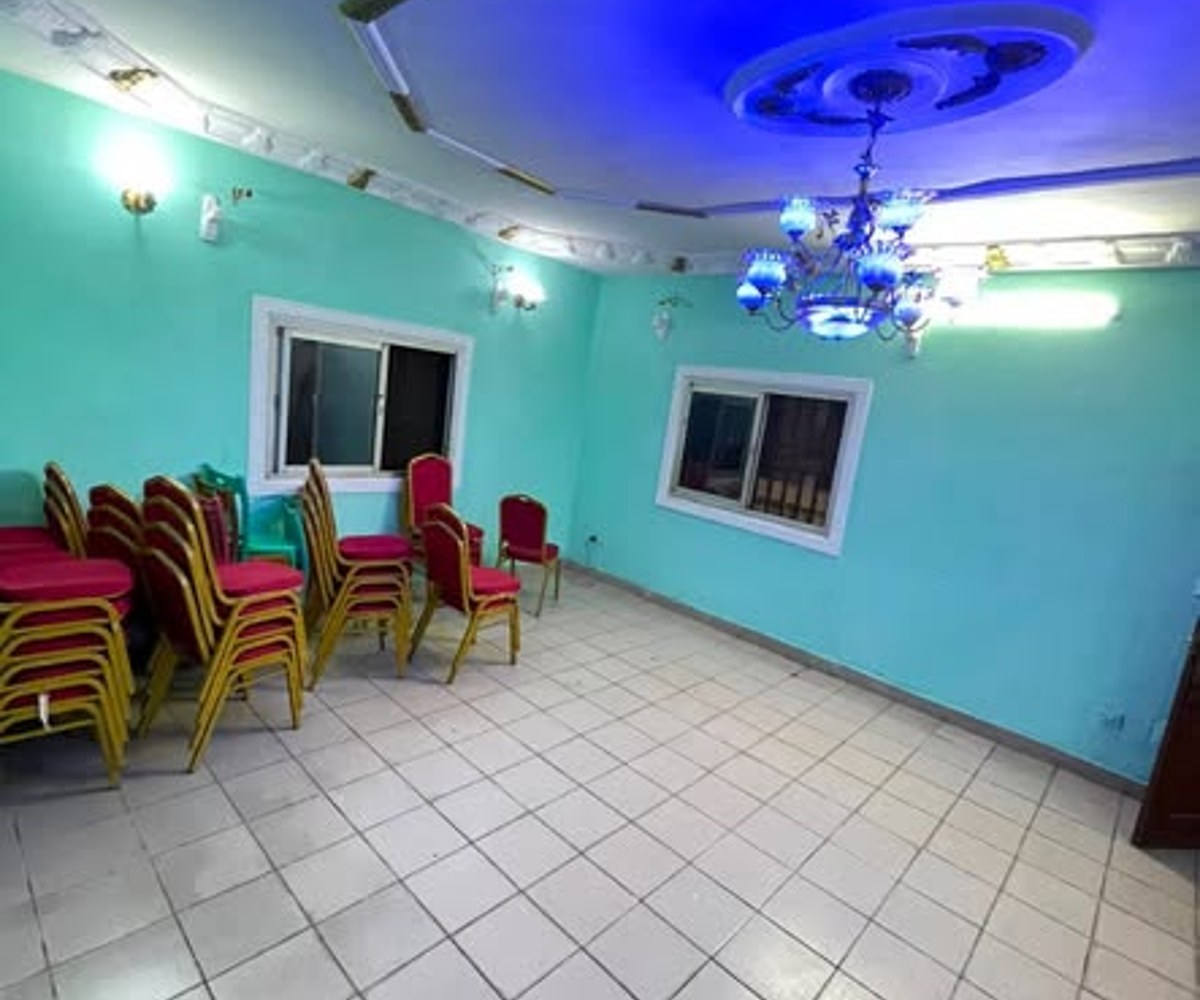 Appartement moderne à louer - Biyem-Assi Acacia