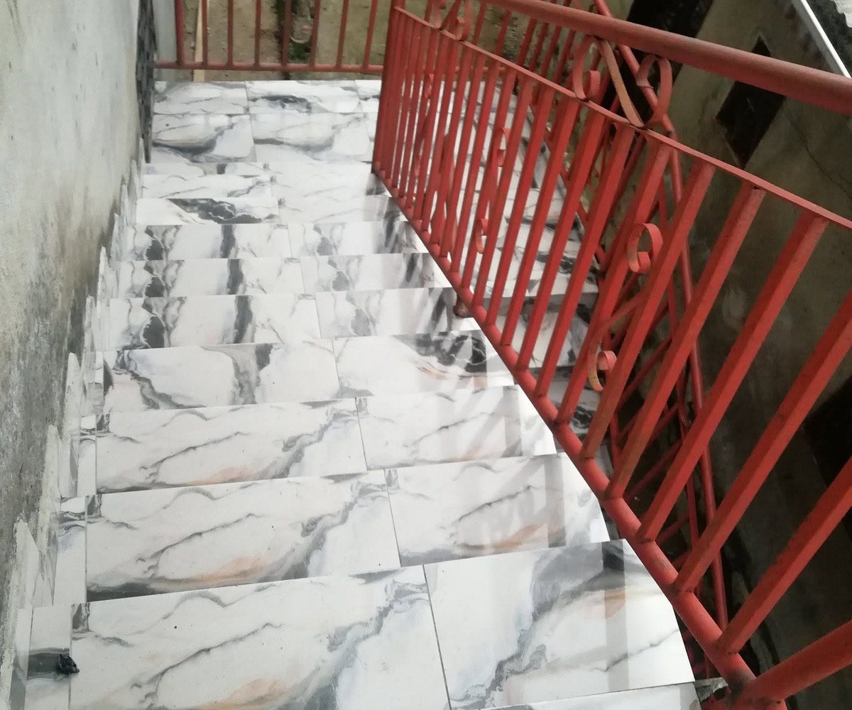 Studio moderne à louer – Bonaberi, Douala