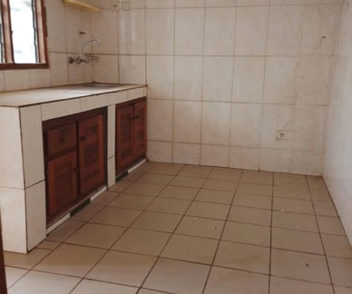 Grand Appartement à louer à Yaoundé Damas