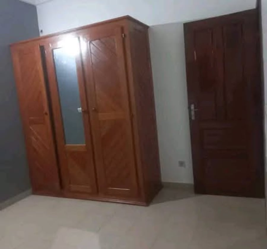 Appartement moderne à louer à Ndogbong - 2 chambres