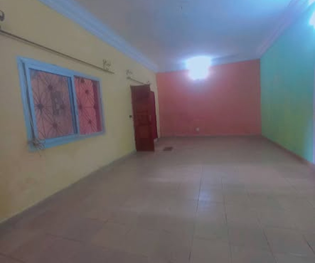 Vaste appartement 3 chambres à louer - Cite Sic, Douala