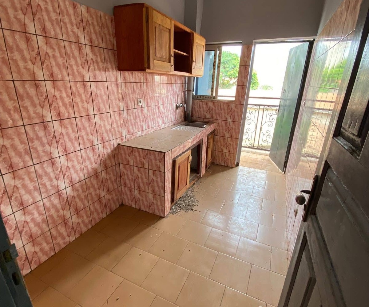 Appartement 3 chambres à Nkolmesseng - Yaoundé