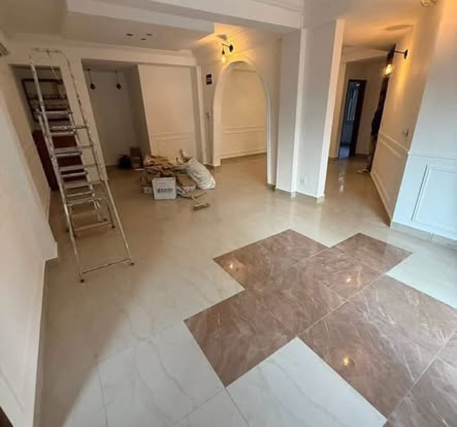 Appartement 3 chambres haut standing à louer – Bonapriso, Douala
