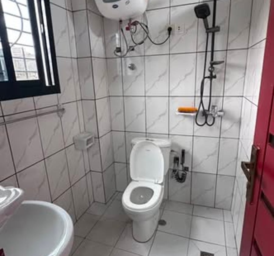 Appartement haut standing à louer à Odza, Cité de la Paix