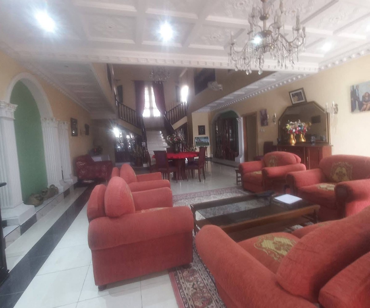 Vaste appartement haut standing en duplex - Akwa Nord
