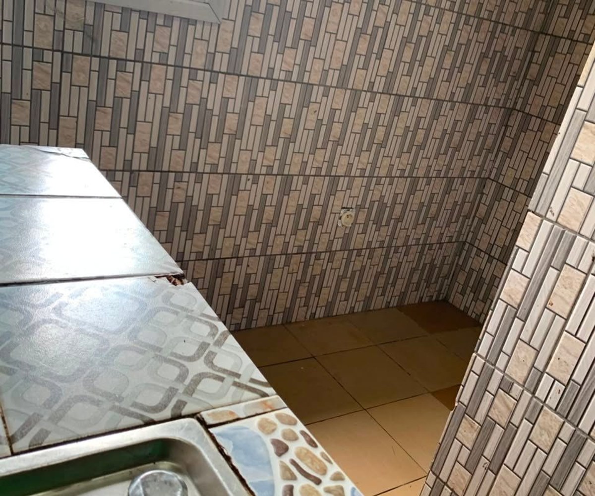 Studio moderne sécurisé à Ndogbassi 2