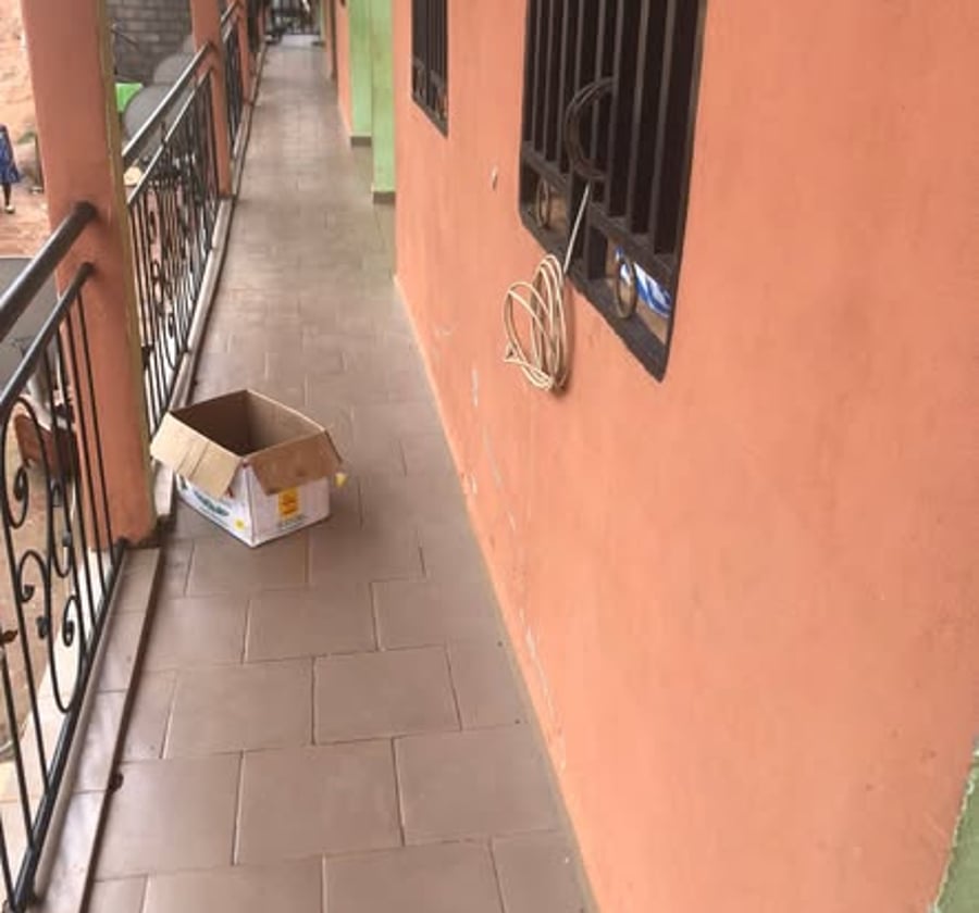 Studio moderne à louer à Nkolbisson
