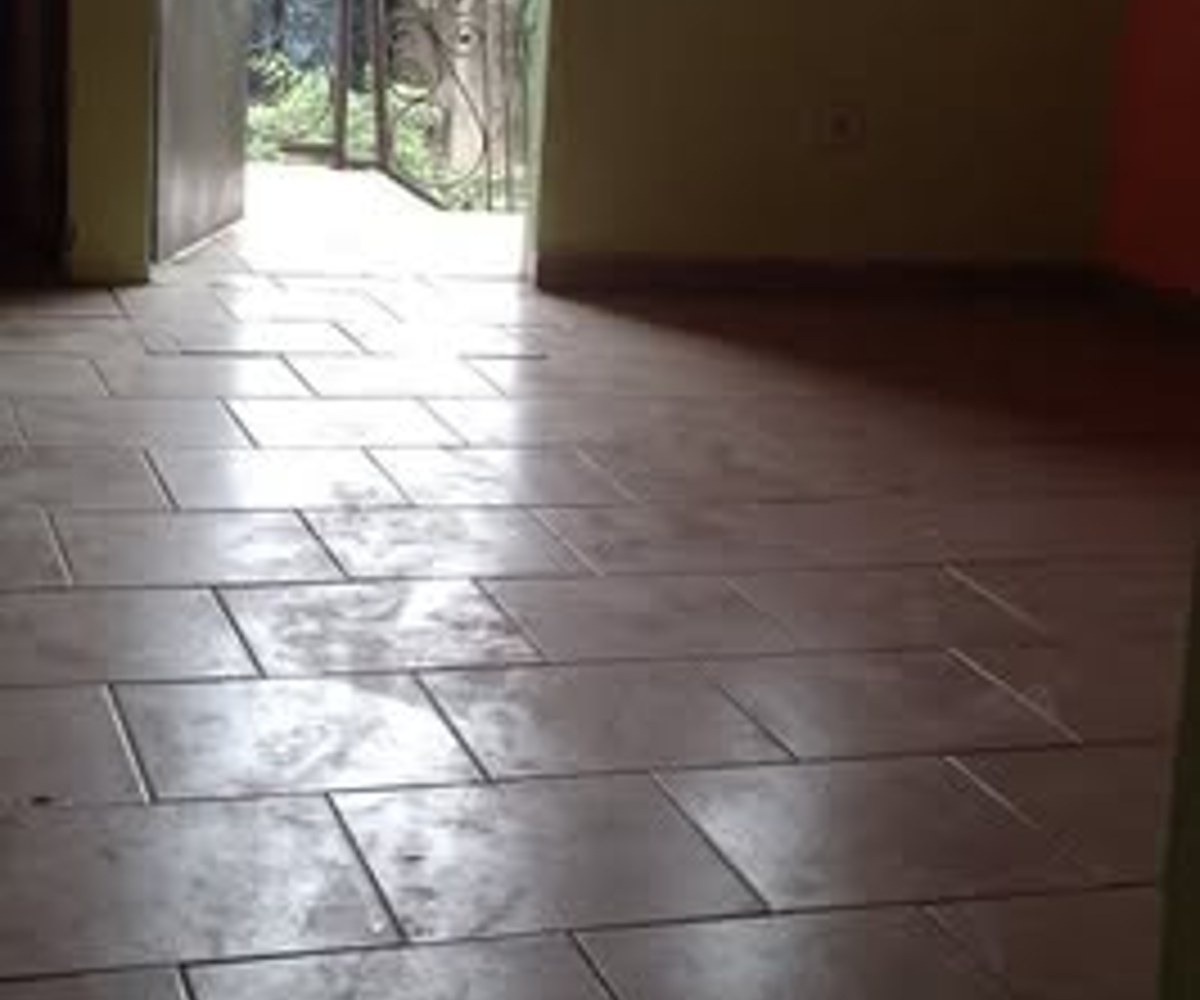 Grand studio avec forage et compteur prépayé - Ndogbassi 1, Douala