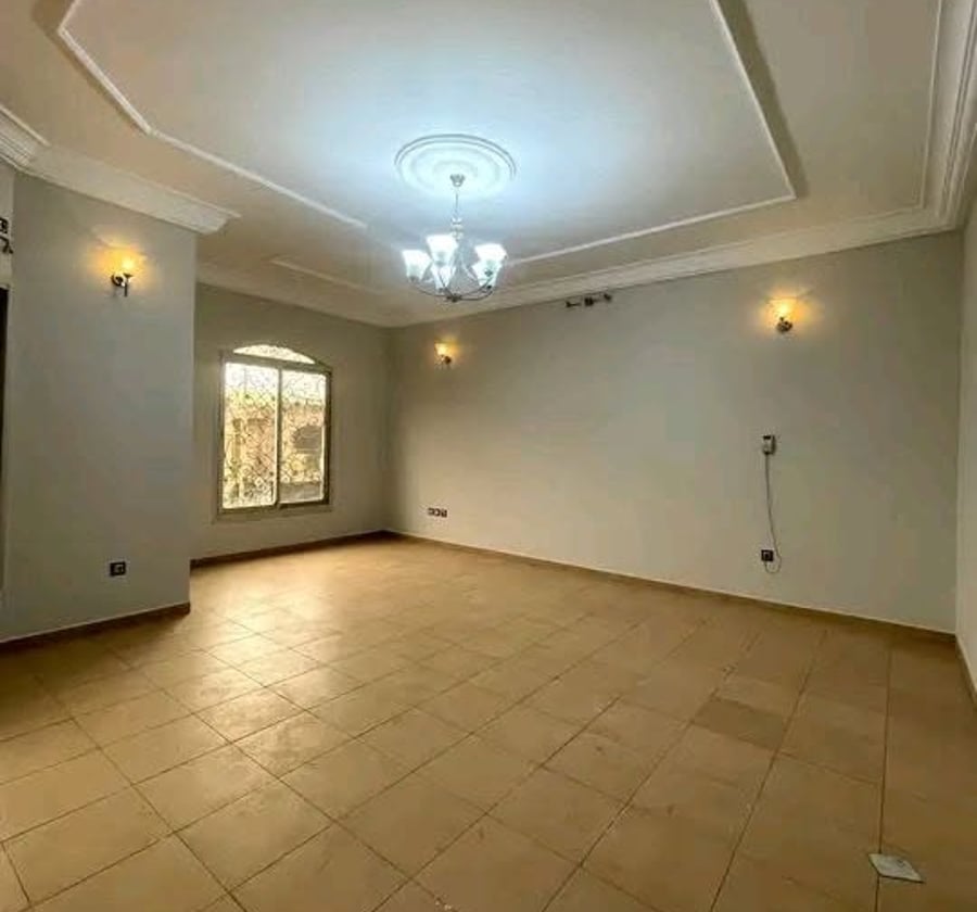 Appartement haut standing neuf à louer – Omnisports