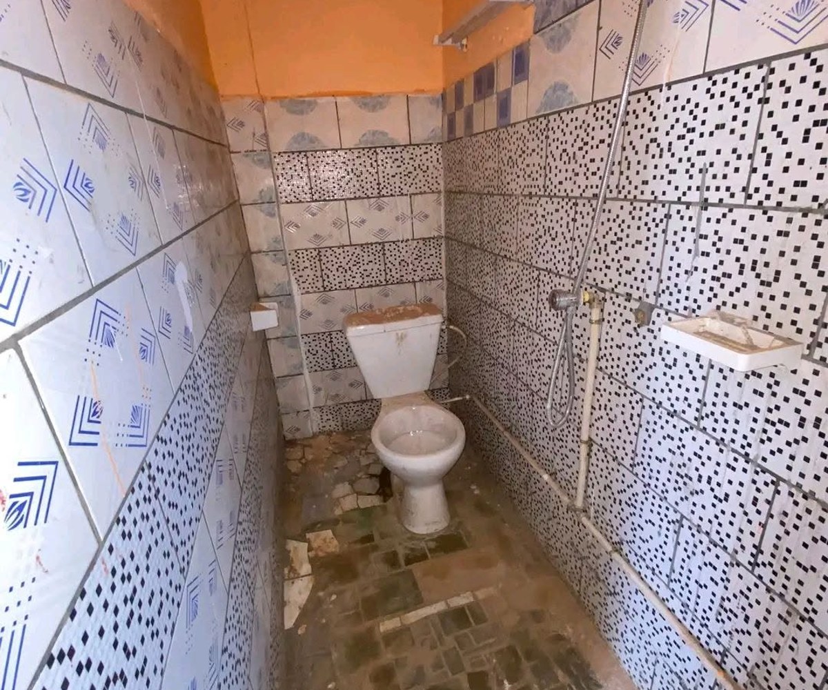 Chambre moderne à Logbaba Saint Thomas - Douala