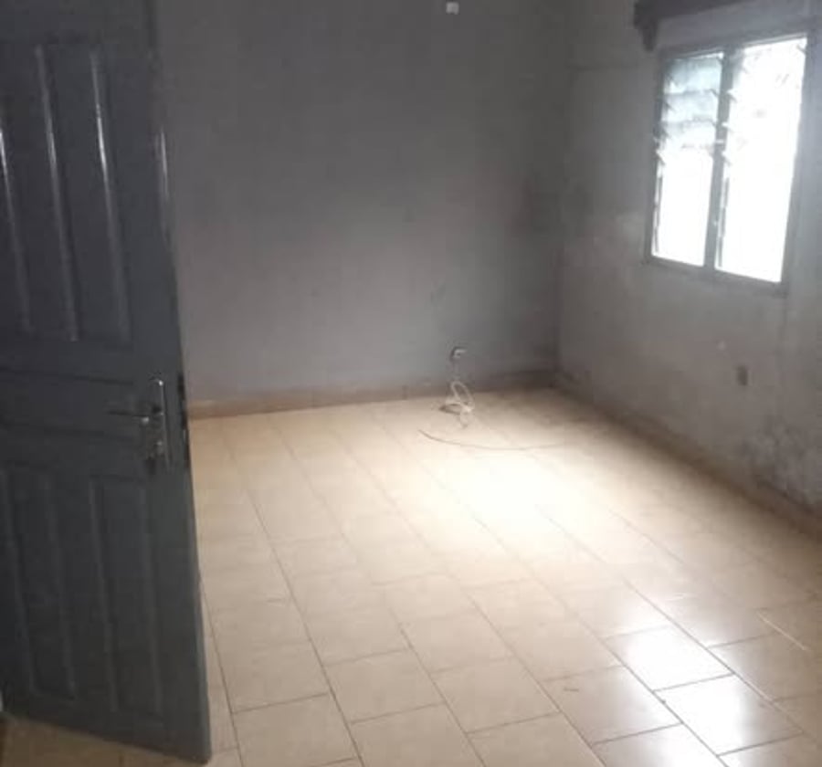 Chambre moderne à Obobogo - 30 000 FCFA/mois