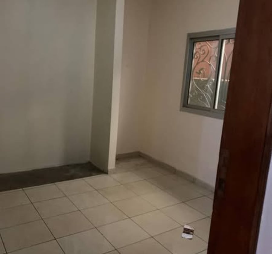 Appartement moderne à louer à Santa Barbara, Douala