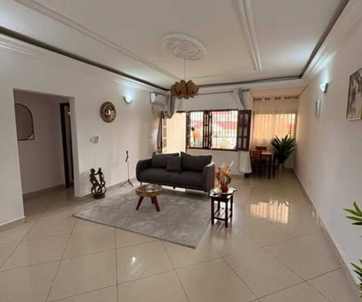 Appartement meublé à louer à Omnisport, Yaoundé