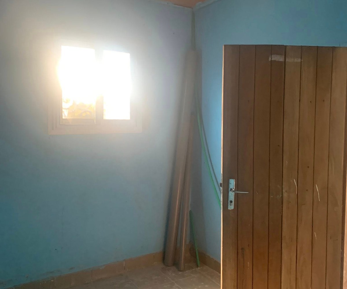 Grand studio moderne à louer à Nkoabang