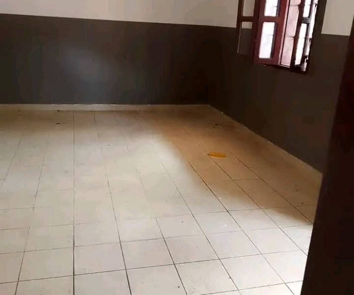 Grand appartement moderne à louer à Cité Verte, Yaoundé