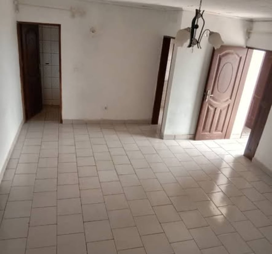 Appartement moderne à louer - Nkoabang, Yaoundé