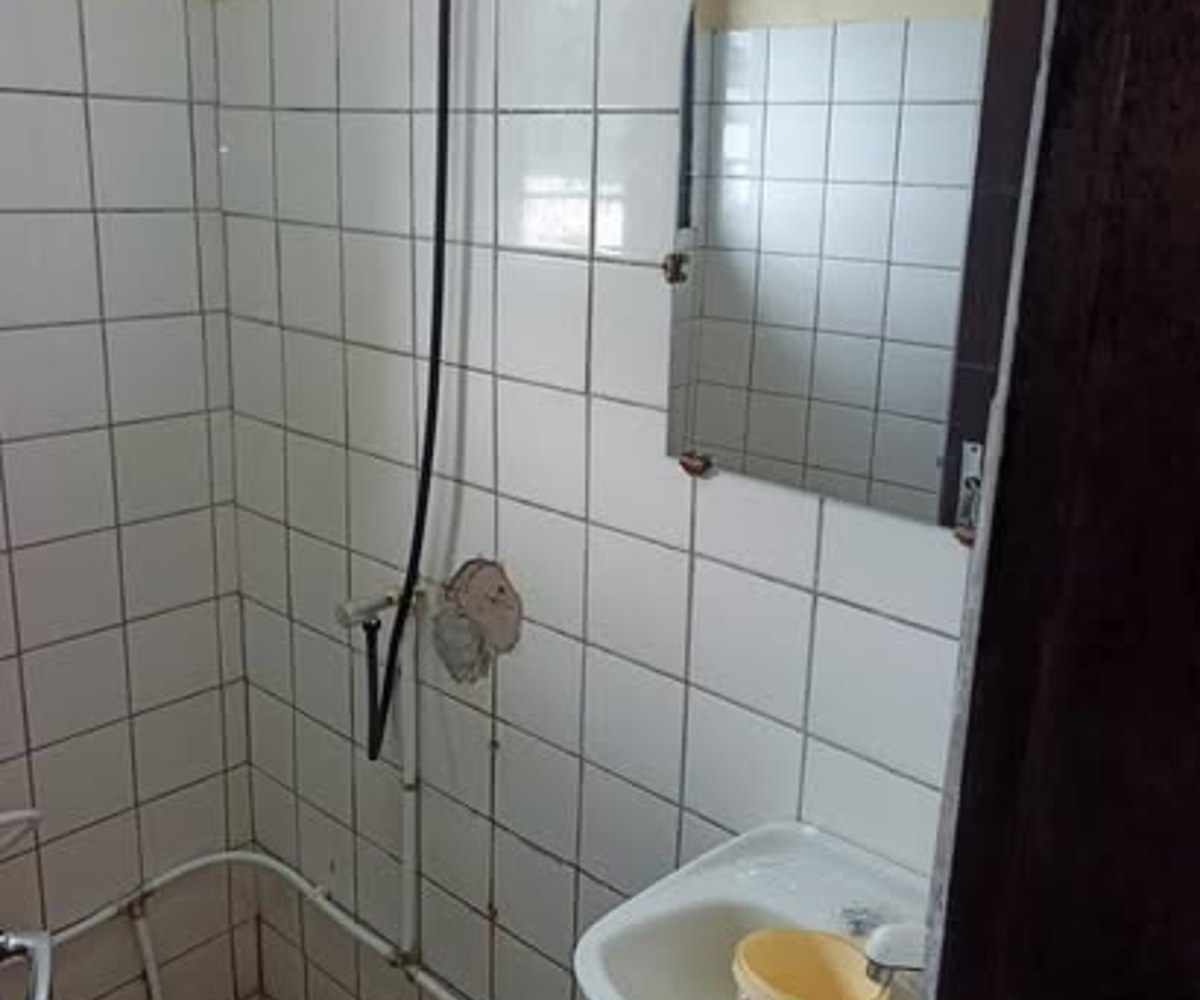 Studio moderne à louer à Beedi, Douala